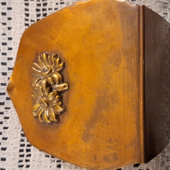 Mid-Century Modern Hammered Copper With Floral Decorations Bookends - Picture 4 of 7